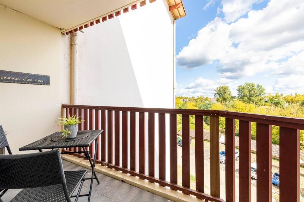 Cocooning Apartment Mont-de-Marsan Exterior photo